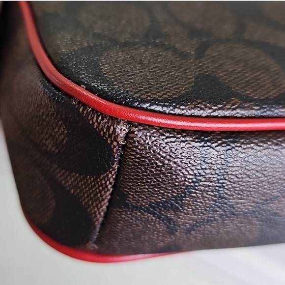 COACH C3308 Red/Gold Nolita 19 In Signature Canvas Excellent Like New Condition - Picture 5 of 5